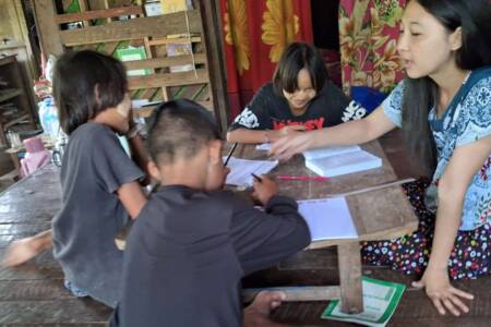 Karen children_s tutoring class