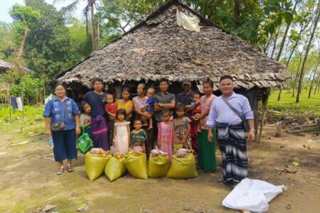 Karen families receiving supplies