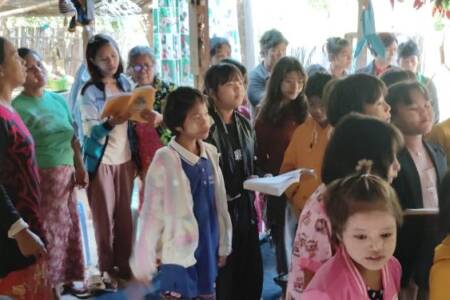 Bagan area house church service 2-25