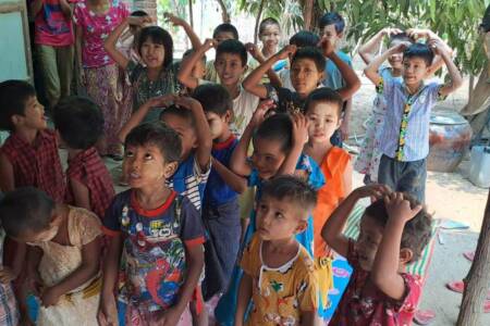 Children_s program in Bagan 2