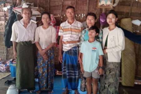 Tanintharyi village family