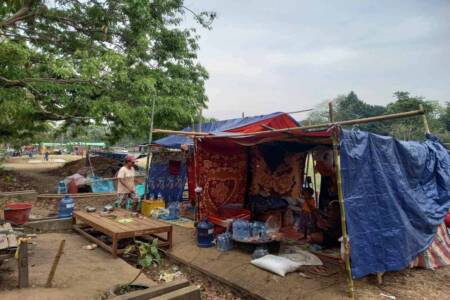 Earthquake survivors crude shacks built in Nay Pyi Taw area