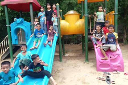 Fun at the Yangon park