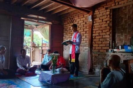 Communion in south eastern Myanmar house church