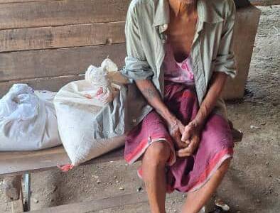 Happy to receive food supplies 3